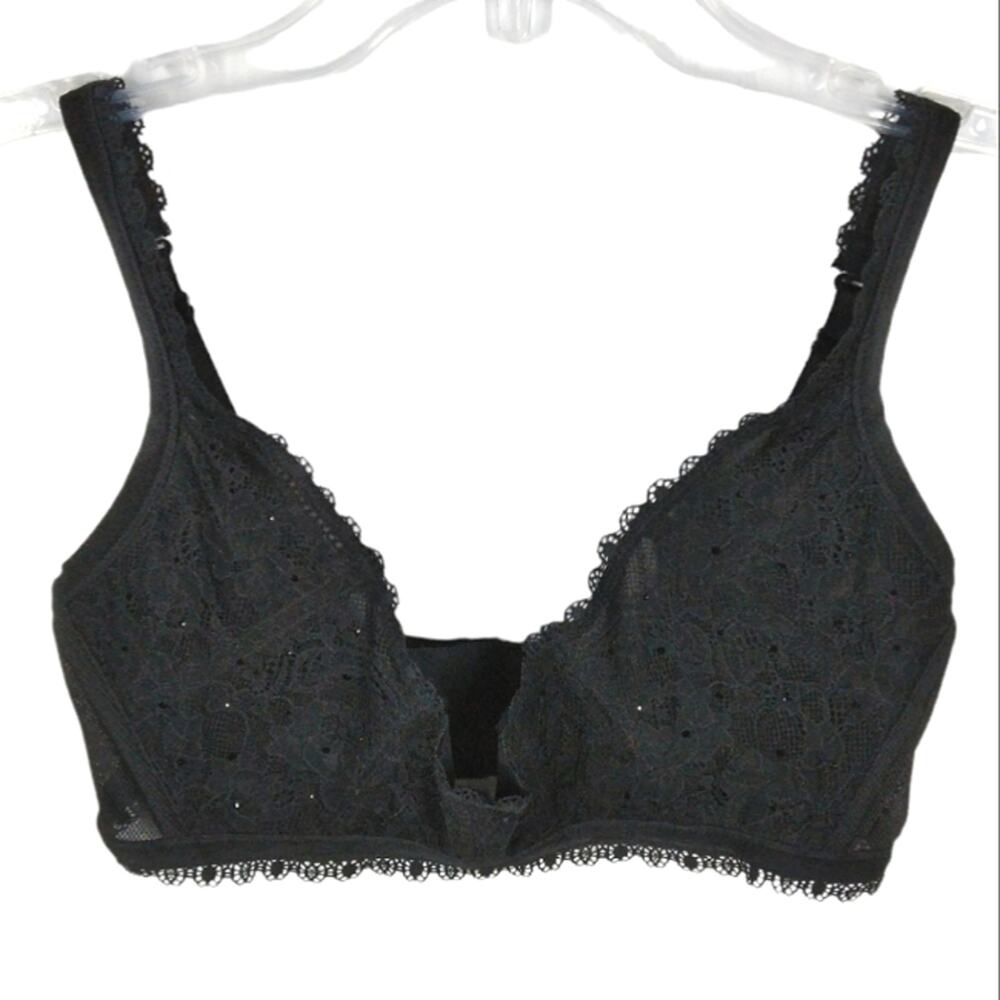 Victoria's Secret Lace No Wire Black Bra size Medium